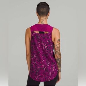 Lululemon Sculpt Tank Top
Cheetah Camo Magenta Purple Multi size 10 EUC